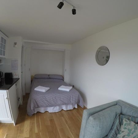The Retreat Bed and Breakfast Charmouth Buitenkant foto