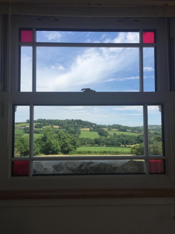 The Retreat Bed and Breakfast Charmouth Buitenkant foto